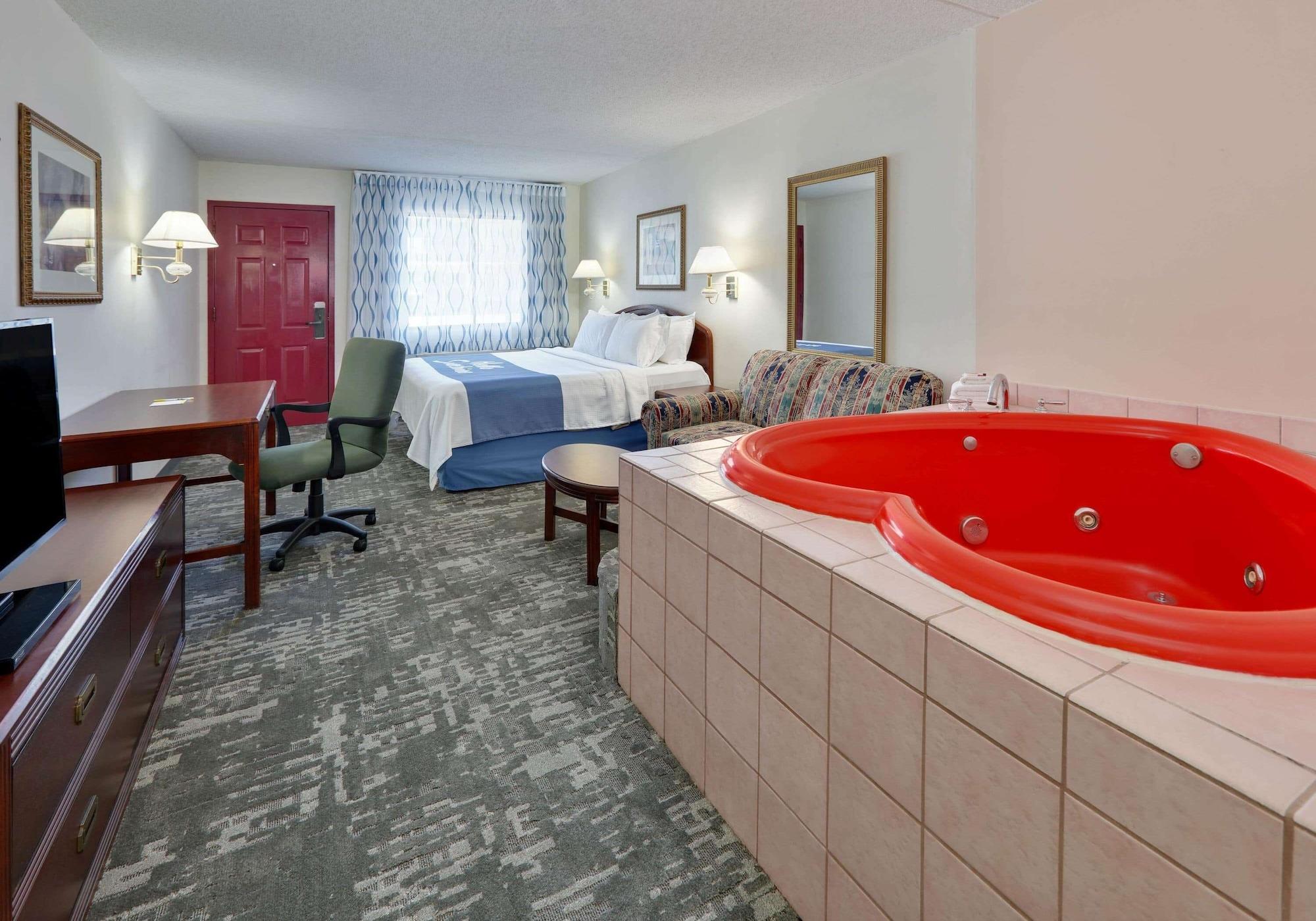 Days Inn & Suites By Wyndham Bentonville Ngoại thất bức ảnh