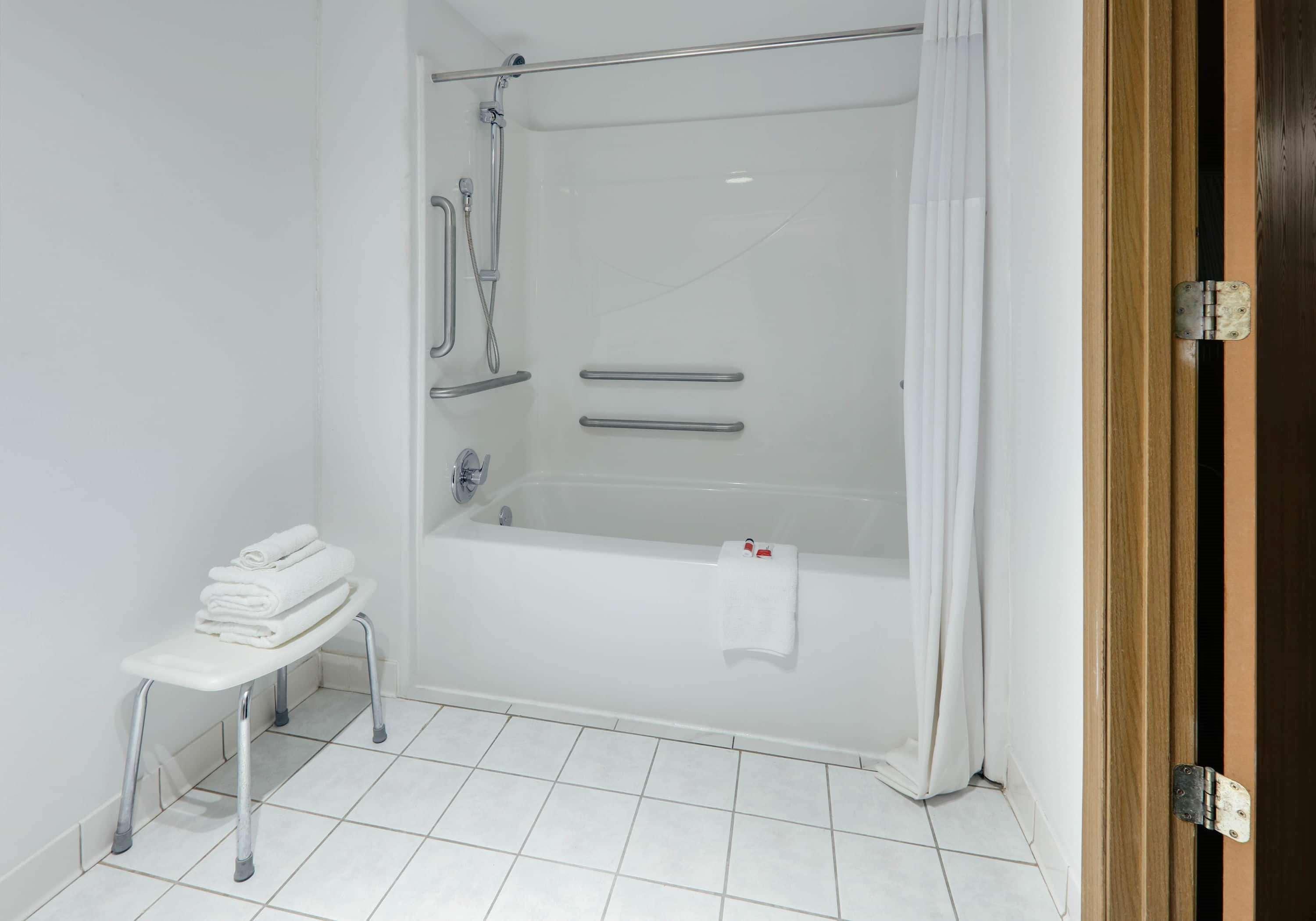 Days Inn & Suites By Wyndham Bentonville Ngoại thất bức ảnh